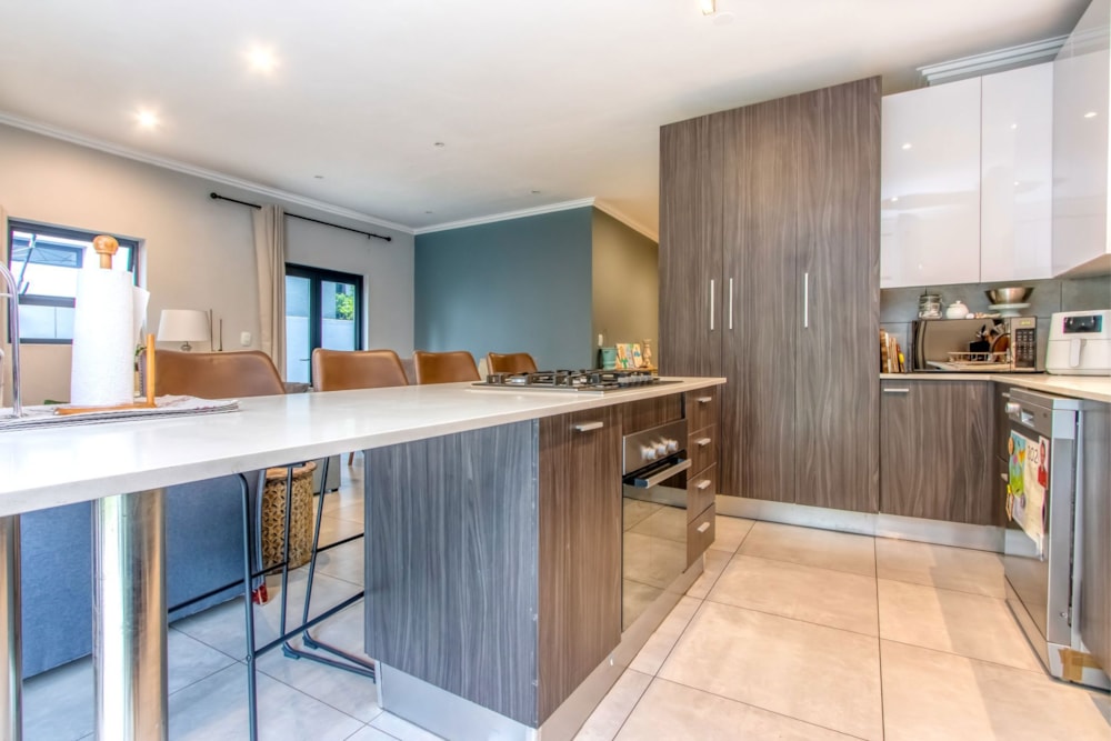 Double-storey cluster for sale in Bryanston - HP1733953