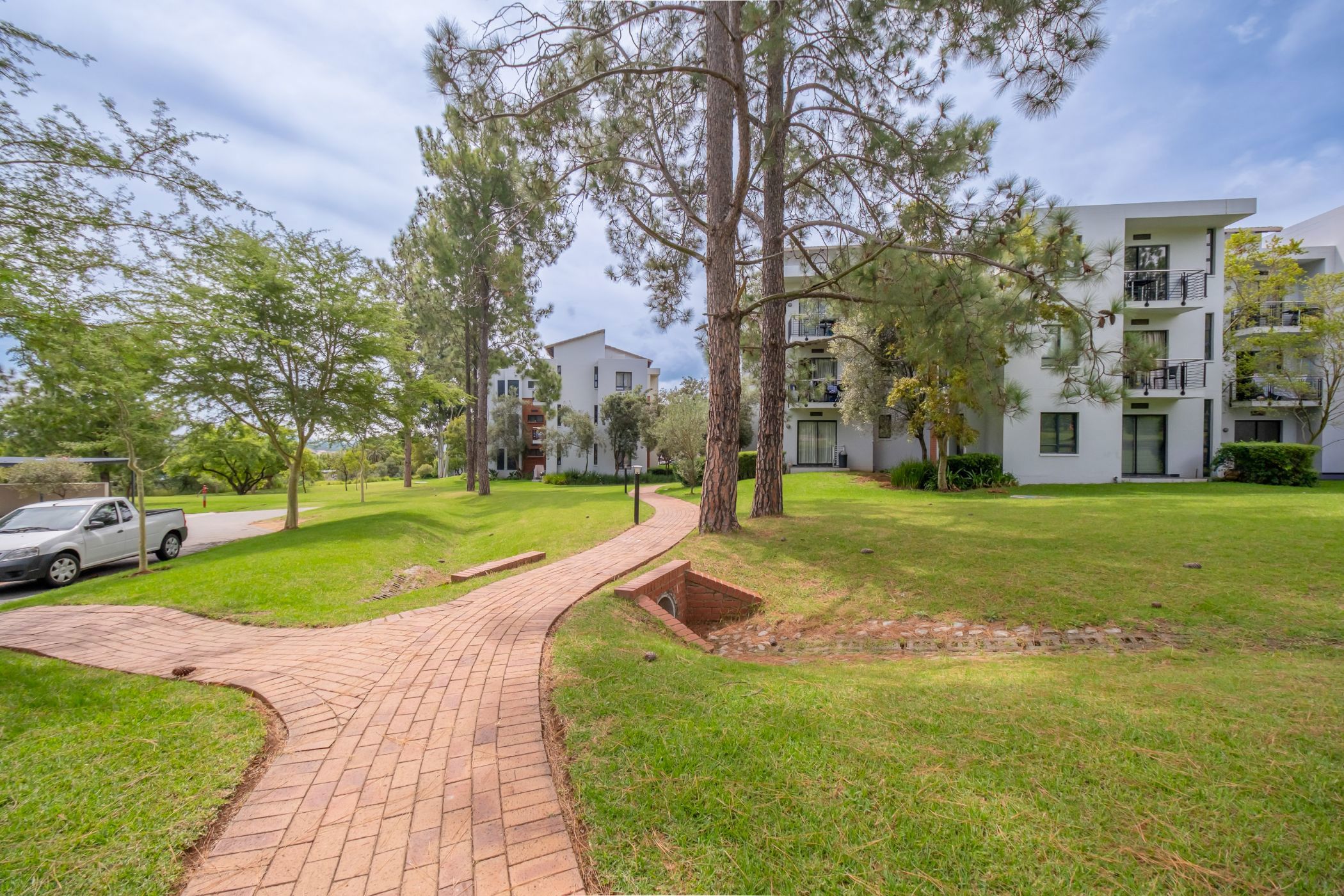Apartment for sale in Jackal Creek Golf Estate - RAN1731590