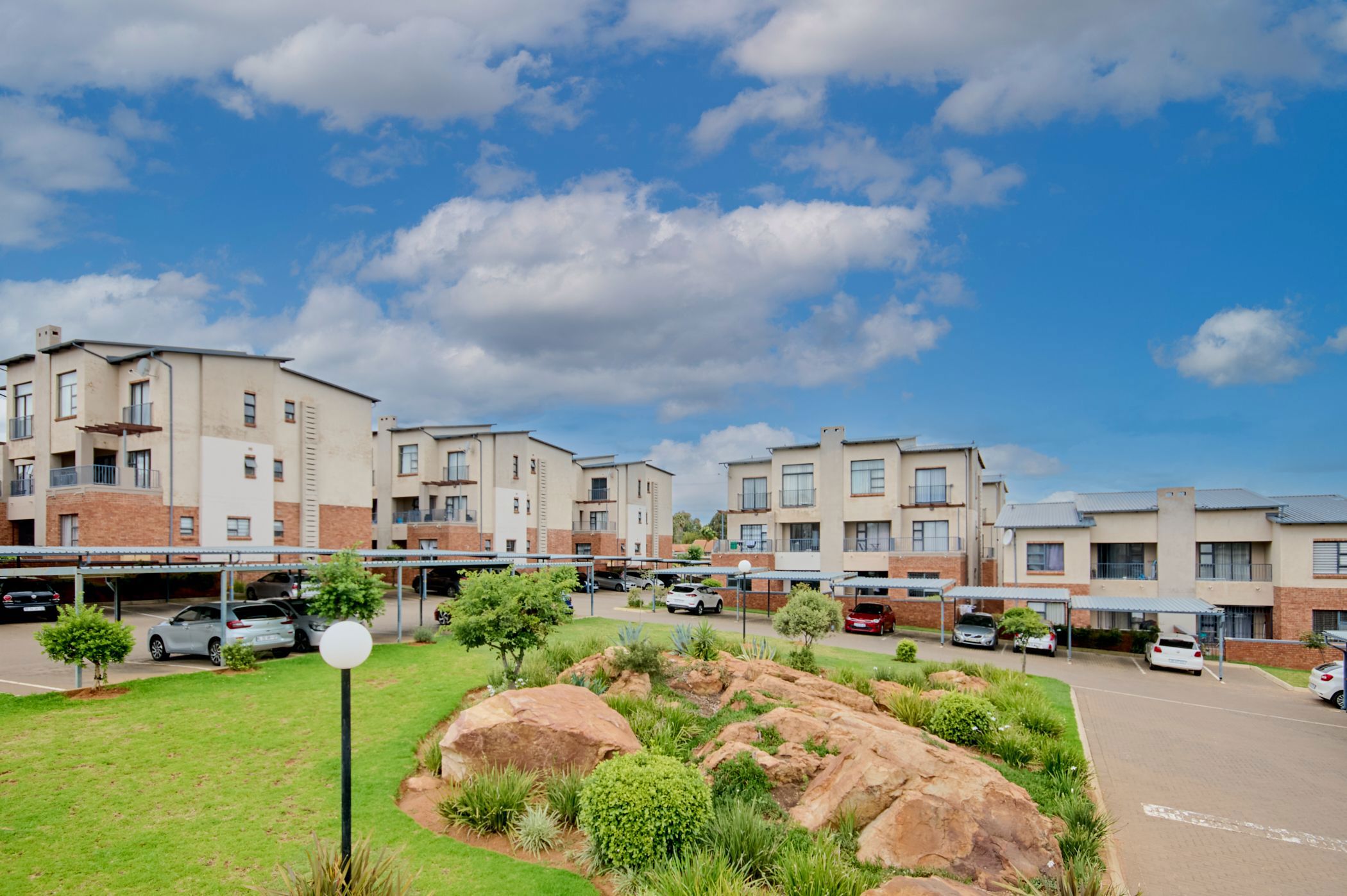 Apartment for sale in Bergbron - RAN1733552