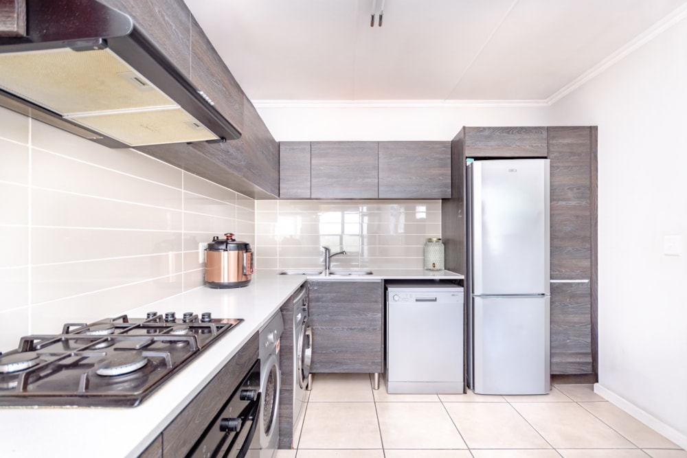 Apartment for sale in Olivedale - RAN1731625 Apartment for sale in Olivedale - RAN1731625