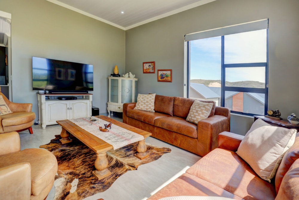 House for sale in Outeniquasbosch Wildlife Village - 1MB1732365