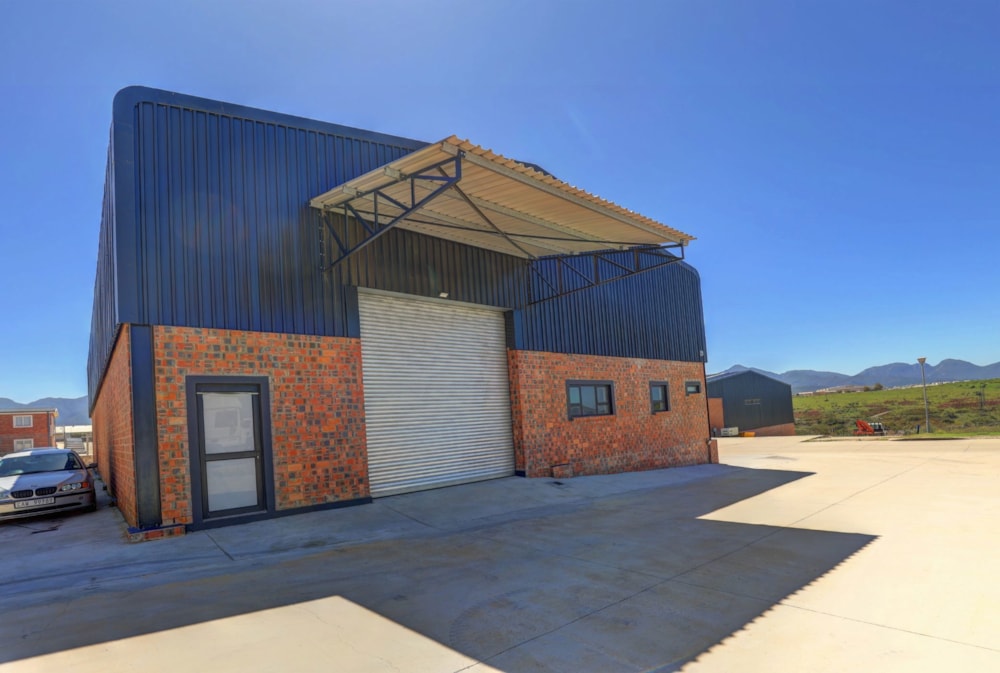 Commercial industrial property for sale in George - GEO1733334