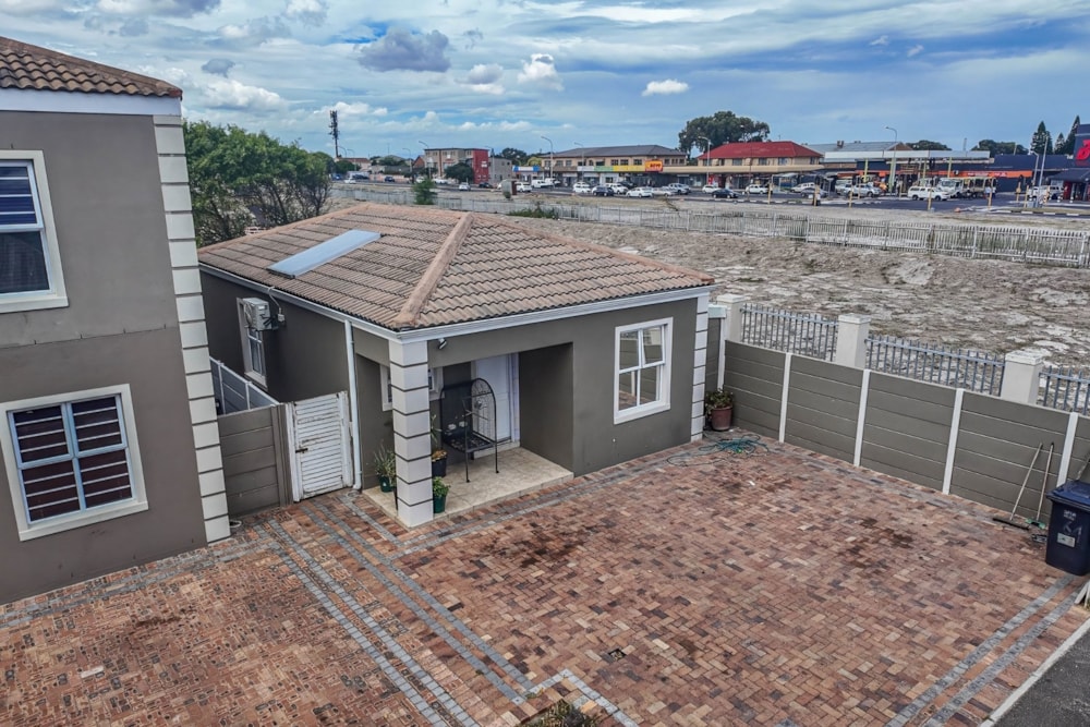 House for sale in Heideveld - 1AH1731954 House for sale in Heideveld - 1AH1731954