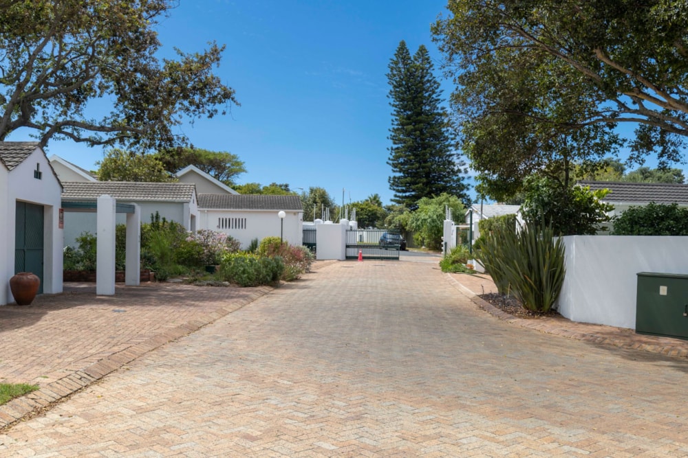 House to rent in Bergvliet - RBL1732131