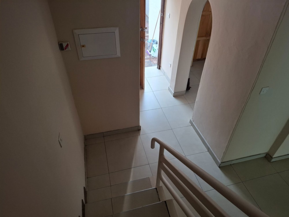 Townhouse to rent in Village, Botswana - 3BO1732145