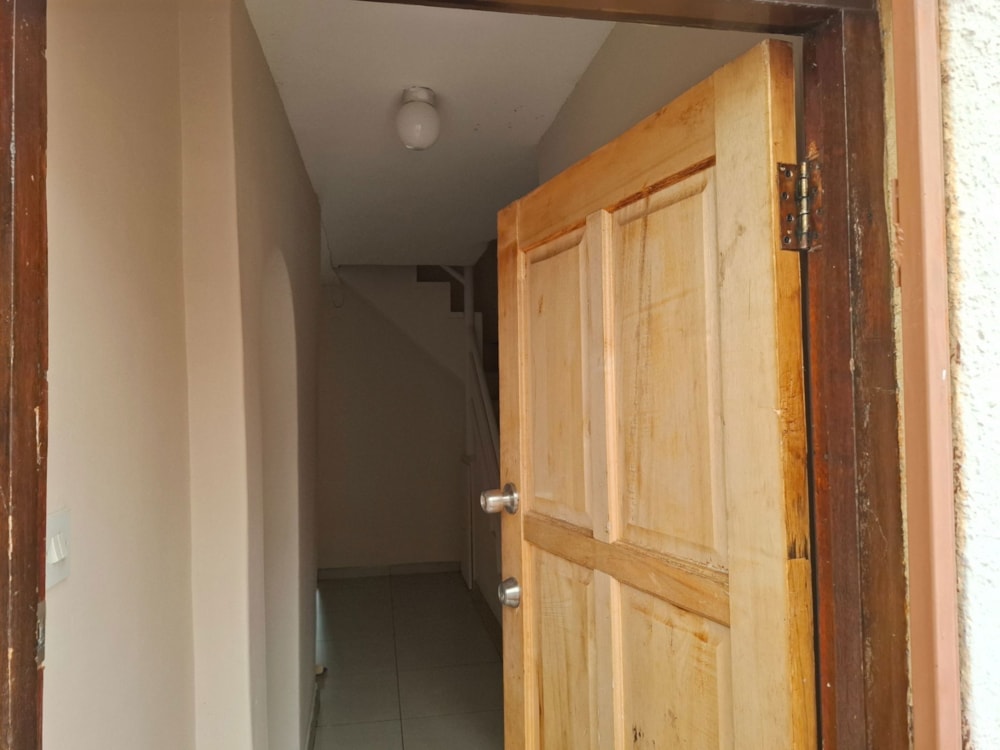 Townhouse to rent in Village, Botswana - 3BO1732145