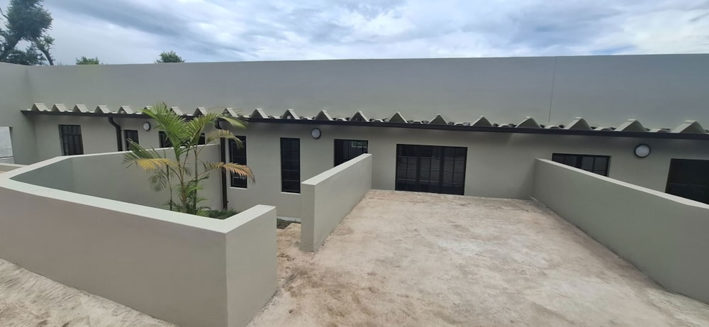 Apartment to rent in Bothas Hill - 1KF1732043