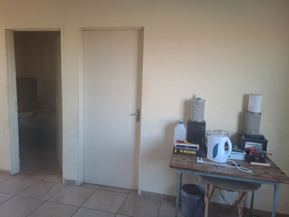 House for sale in Scottsdene - 1KV1732253