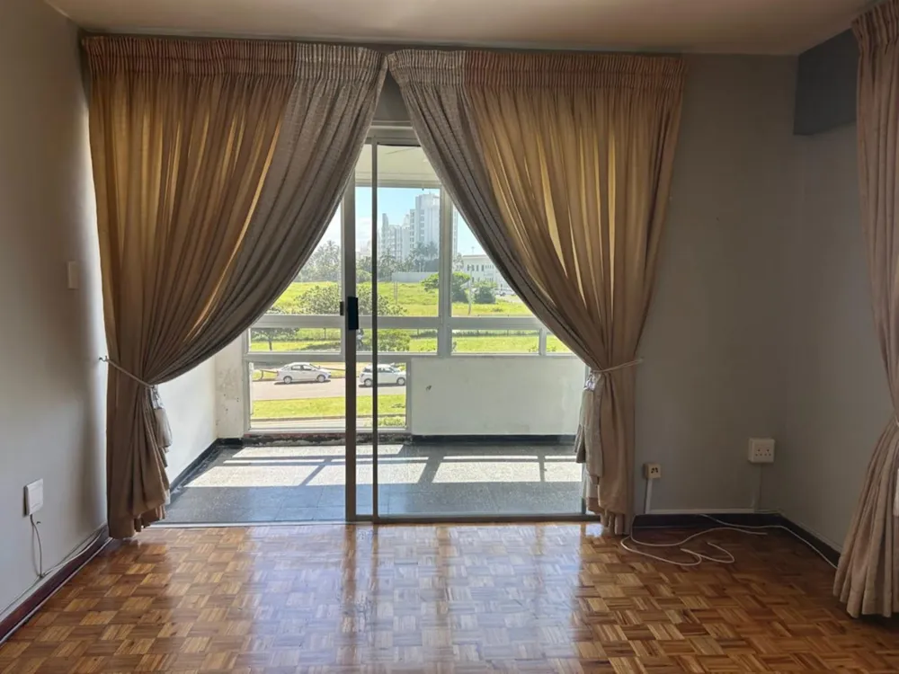 Apartment sold in North Beach Durban - 1DA1732285 Apartment sold in North Beach Durban - 1DA1732285