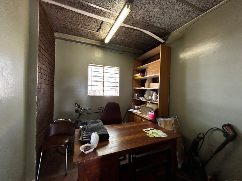 Commercial office to rent in Ashburnham - 1KJ1732107