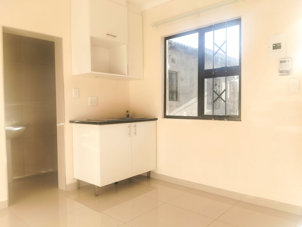 Cottage to rent in Sky City - 1GV1732140