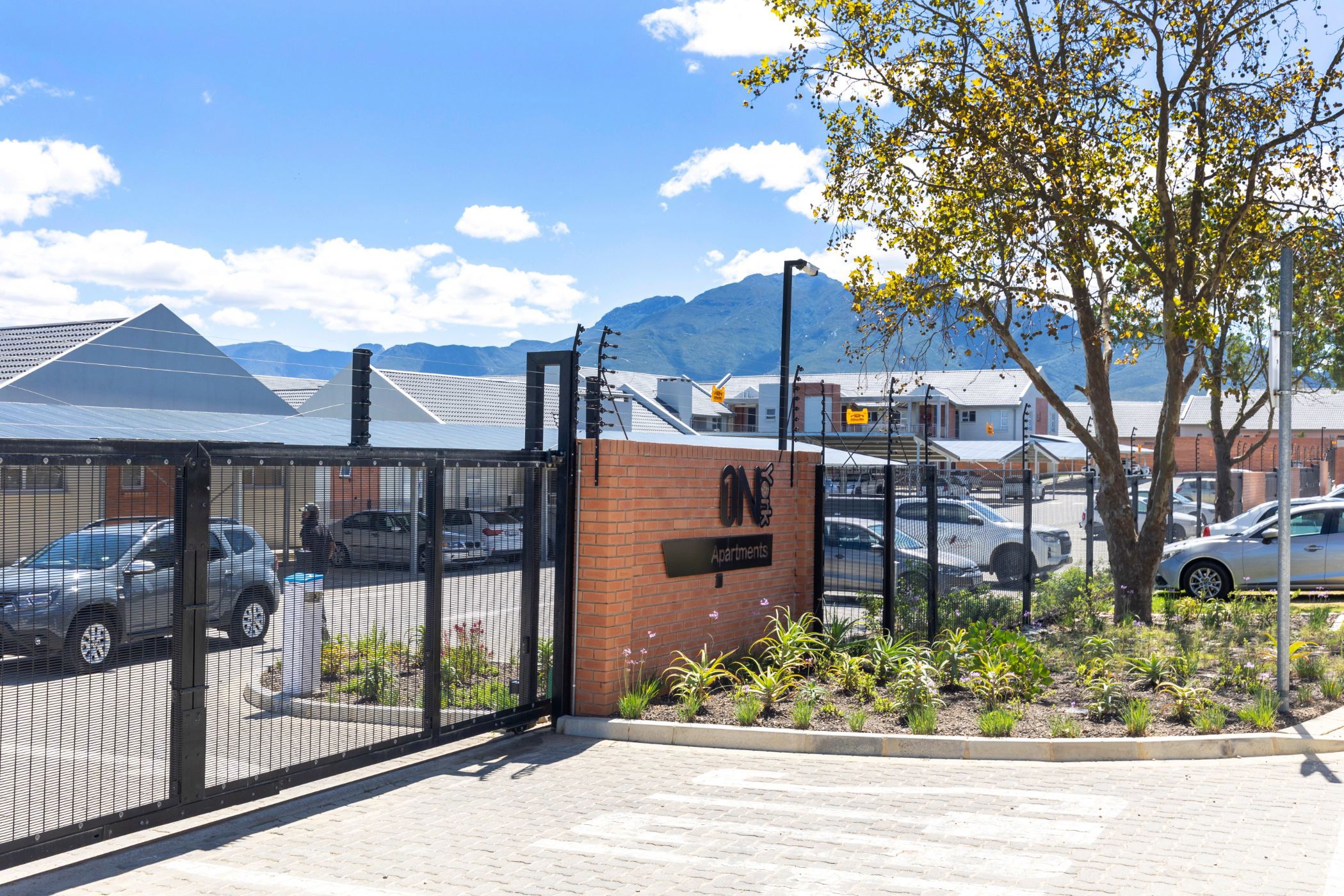 Apartment to rent in Dormehls drift - GEL1732180