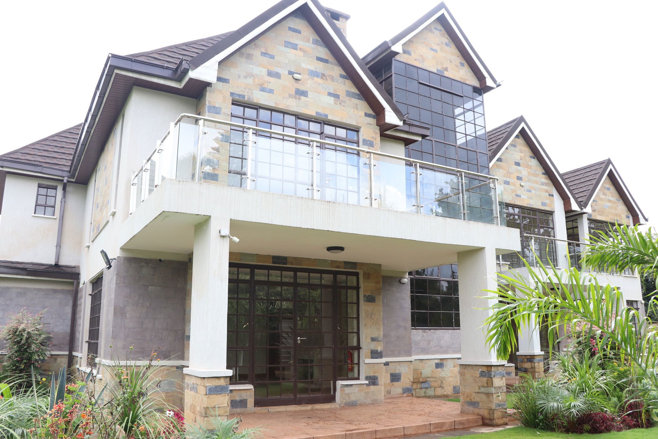 Double-storey house to rent in Runda , Kenya - 3KE1732196