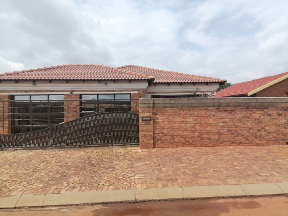 House for sale in Kwa Thema - 1SP1732544 House for sale in Kwa Thema - 1SP1732544