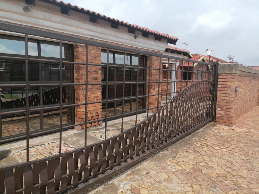 House for sale in Kwa Thema - 1SP1732544 House for sale in Kwa Thema - 1SP1732544