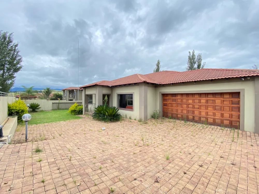 House let in Aviary Hill - 1NW1732375