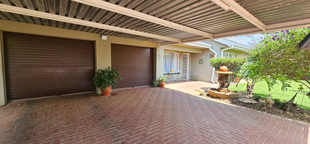 House for sale in Falcon Ridge - 1VT1732293 House for sale in Falcon Ridge - 1VT1732293