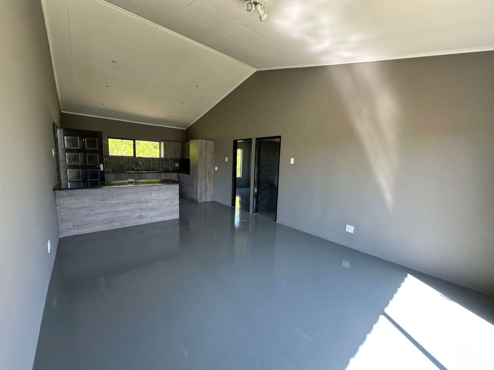 Townhouse to rent in Bains Vlei - 1BX1732286