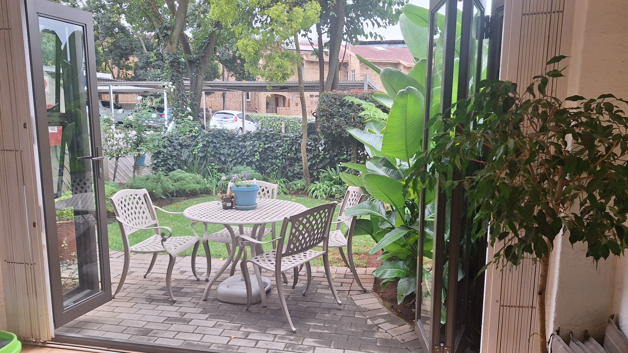 Apartment to rent in Illovo - JBL1732291