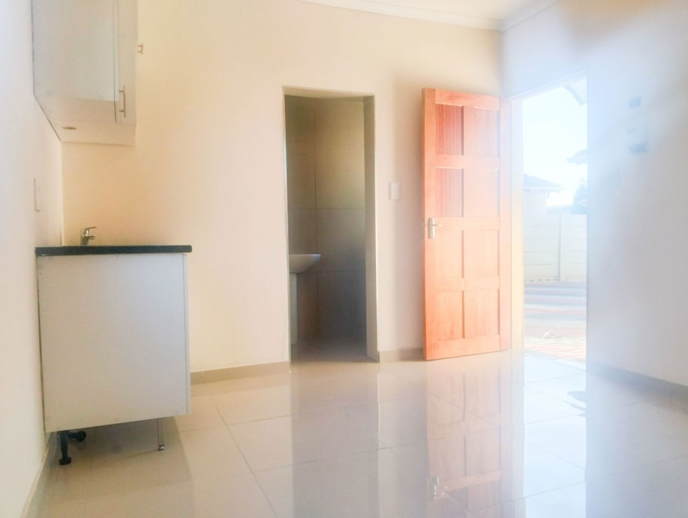 Cottage to rent in Sky City - 1GV1732304