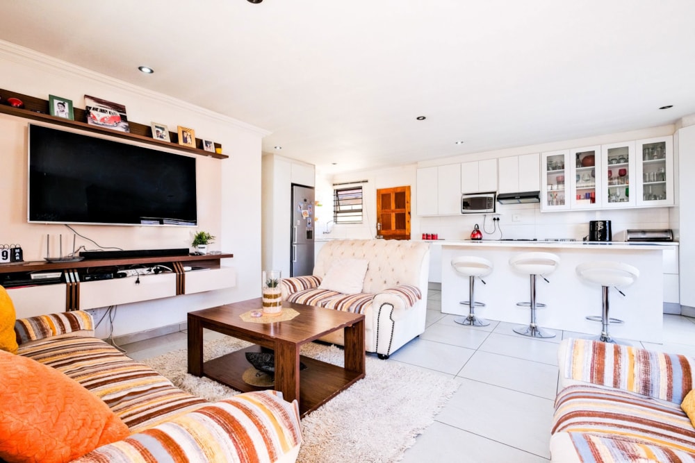 House for sale in Chiawelo - RDT1732354 House for sale in Chiawelo - RDT1732354