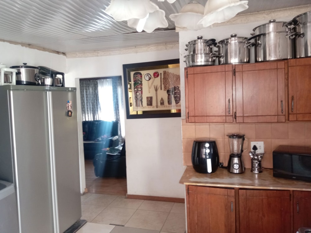 House for sale in Sebokeng Zone 10 - 1VT1732387