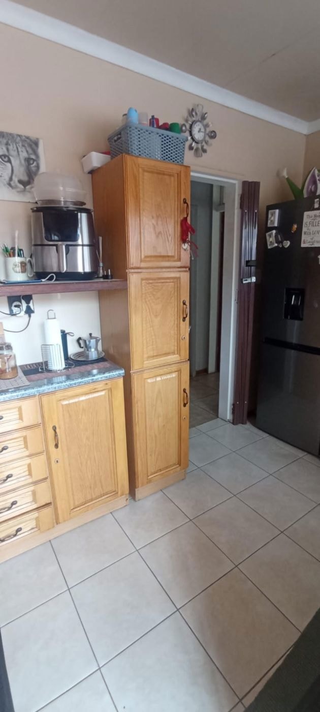 House to rent in Van Dyk Park - ENL1732477 House to rent in Van Dyk Park - ENL1732477