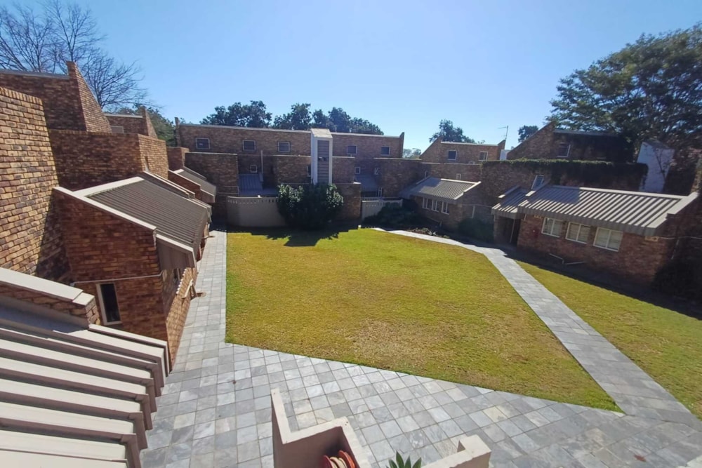 Townhouse to rent in Lyttelton Manor - CNL1732414