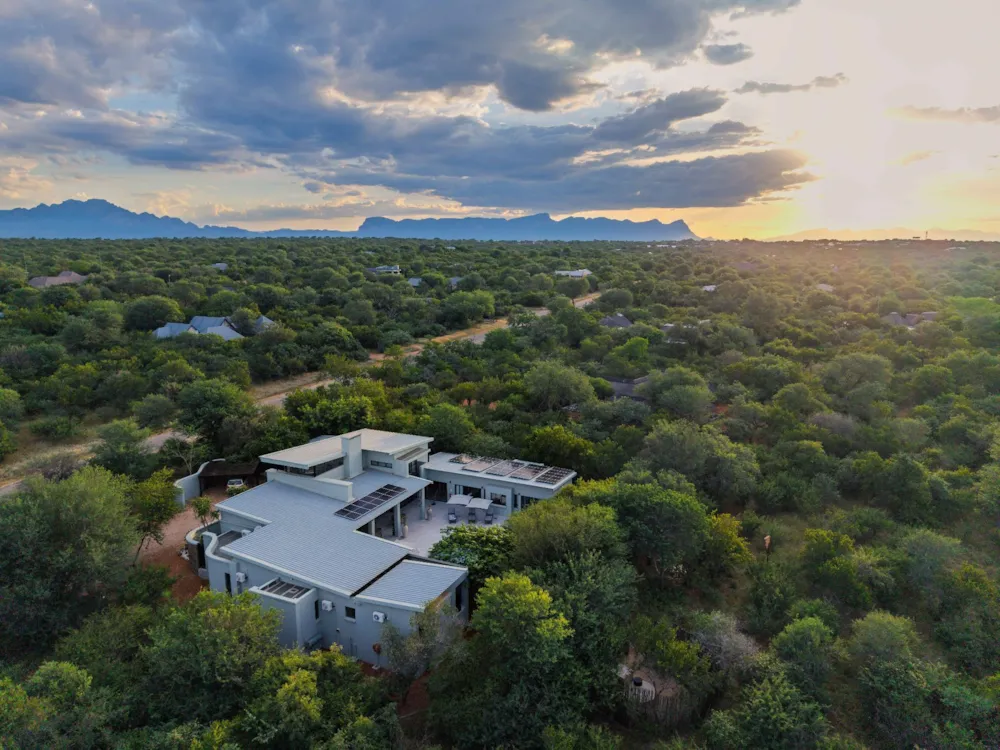 House for sale in Hoedspruit Wildlife Estate - 1HS1732560 House for sale in Hoedspruit Wildlife Estate - 1HS1732560
