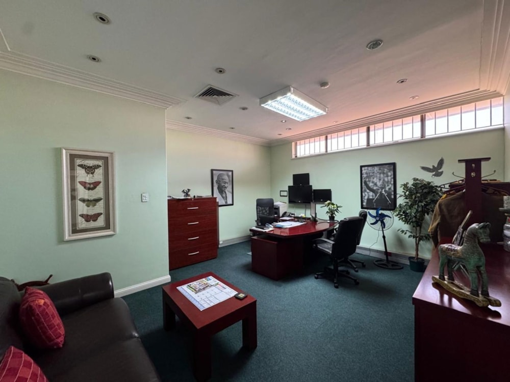 House to rent in Bulwer, Durban - 1DA1732448