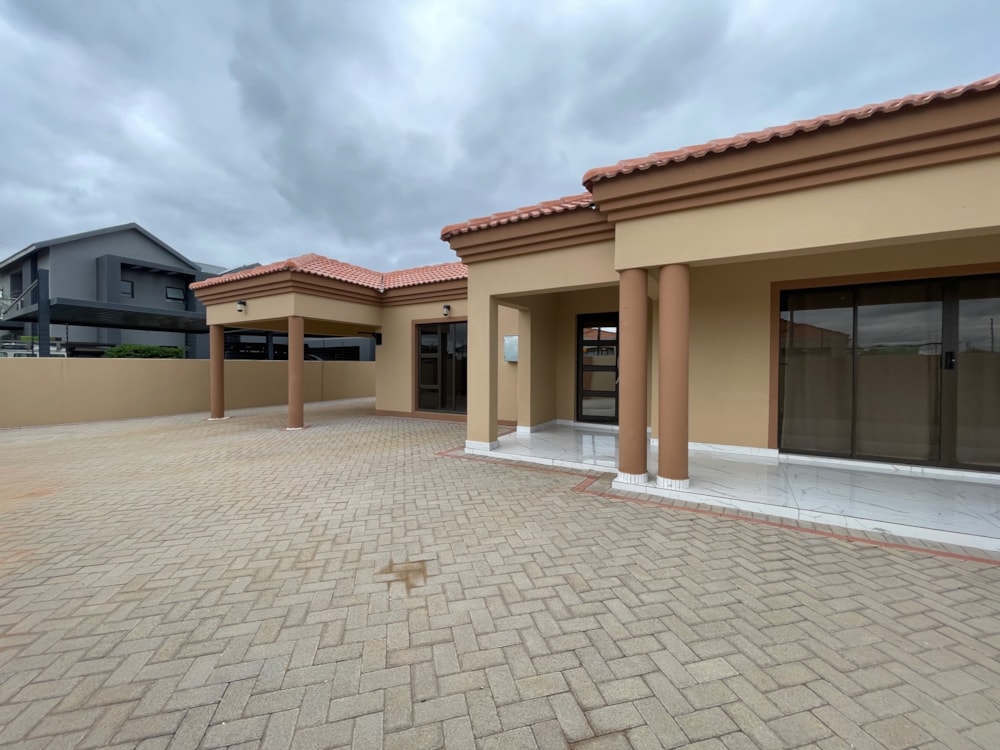 House to rent in Gaborone North, Botswana - 3BO1732470 House to rent in Gaborone North, Botswana - 3BO1732470