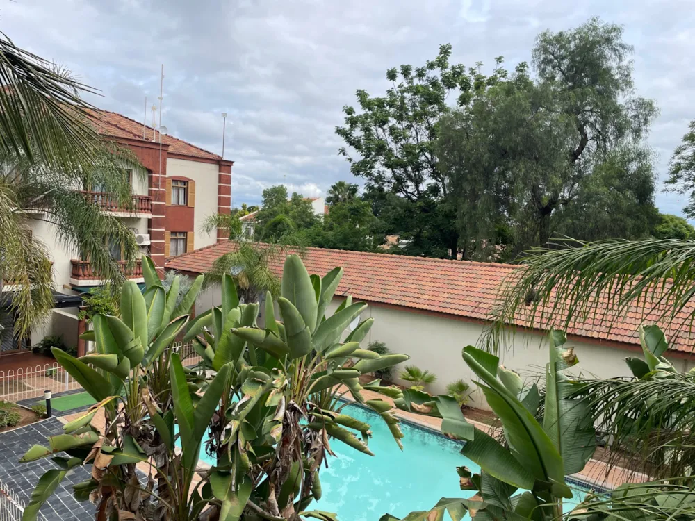 Apartment let in Phakalane, Botswana - 3BO1732486