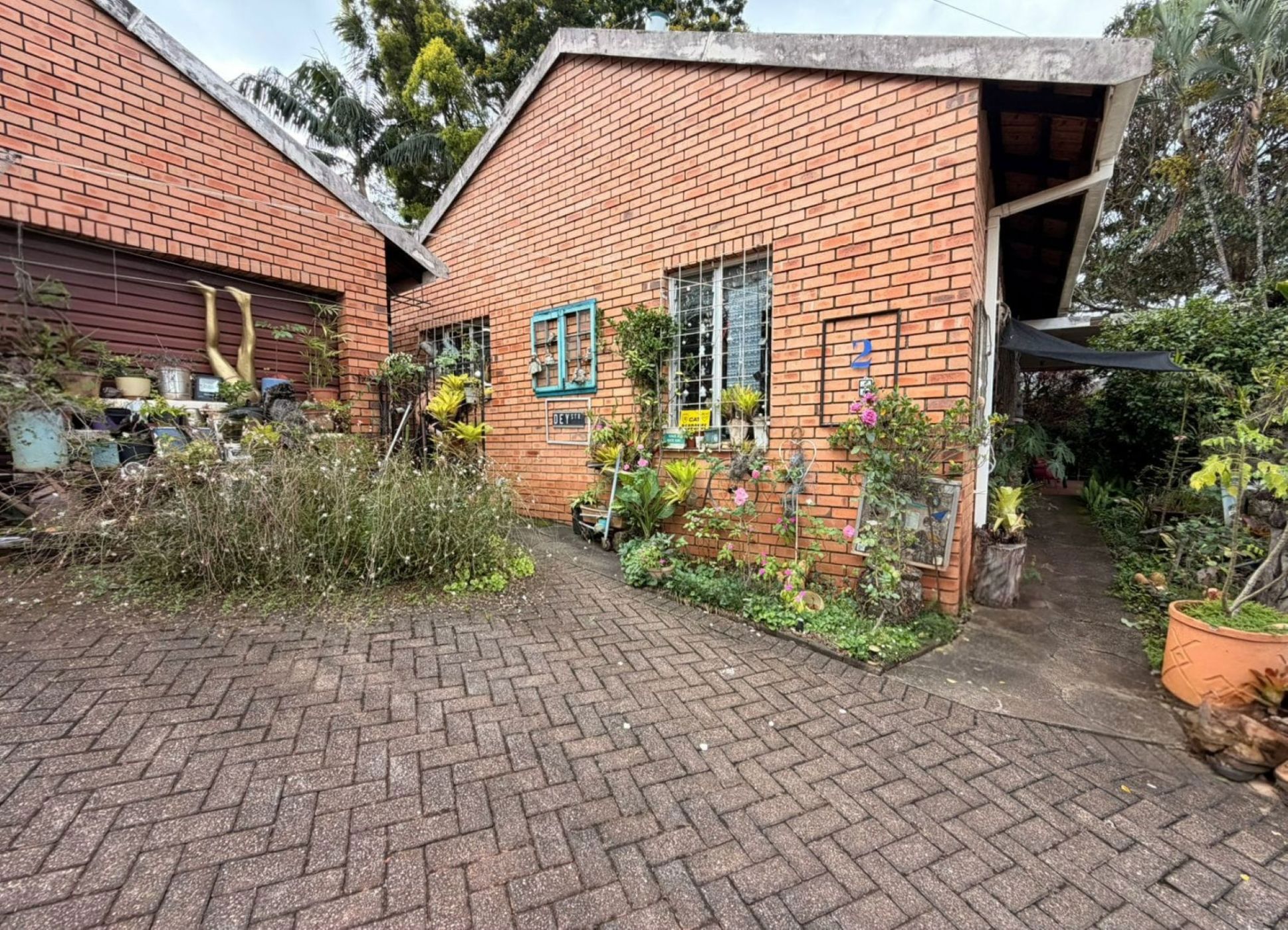 Security complex home for sale in Aqua Park - 1TA1732482