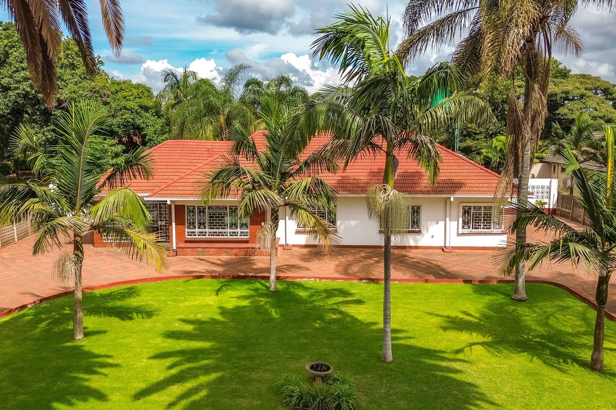 Commercial office to rent in Belvedere, Zimbabwe - 3ZB1732580