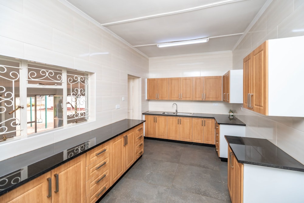 Commercial office to rent in Belvedere, Zimbabwe - 3ZB1732580