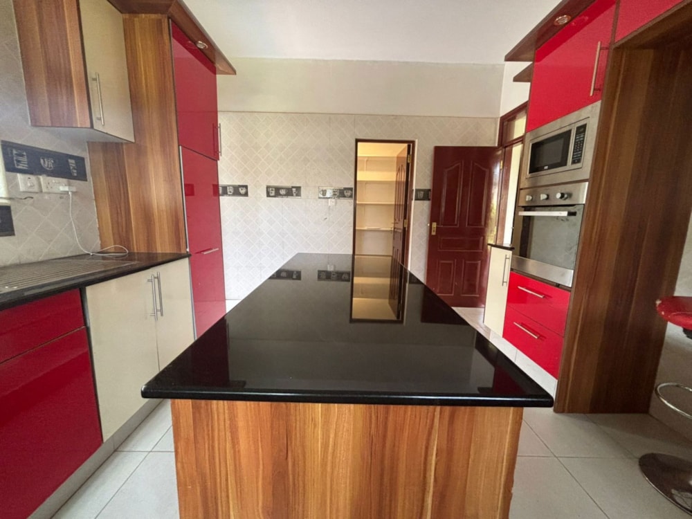 Townhouse to rent in Kitisuru, Kenya - 3KE1732676