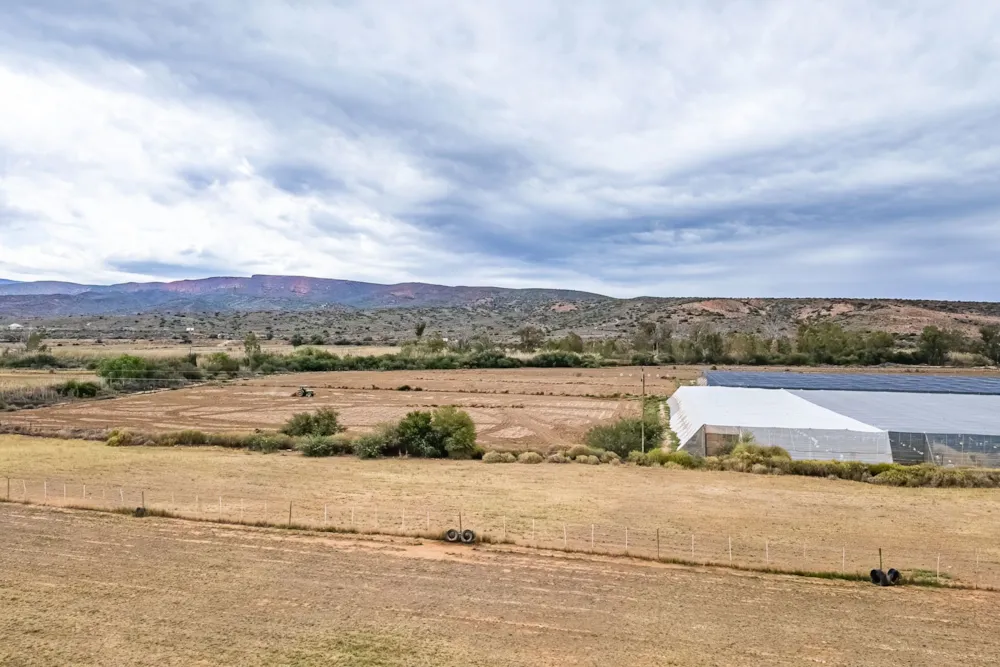 Mixed use farm for sale in Oudtshoorn Rural - 1OU1732720