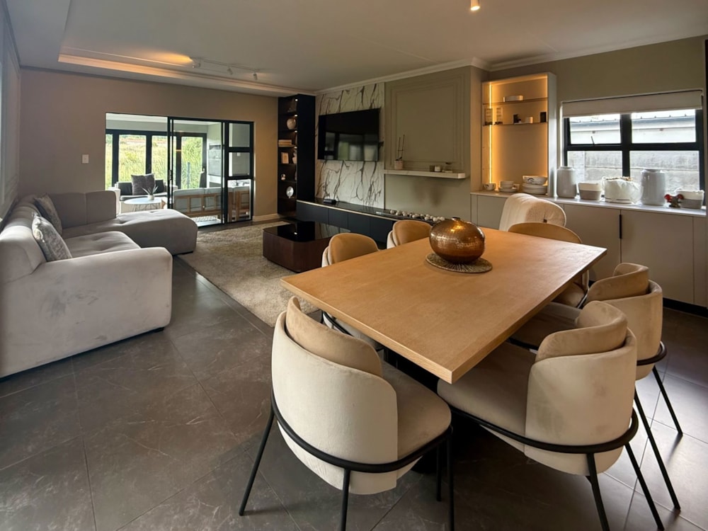 Double-storey house for sale in Peach Tree - 1CU1733301