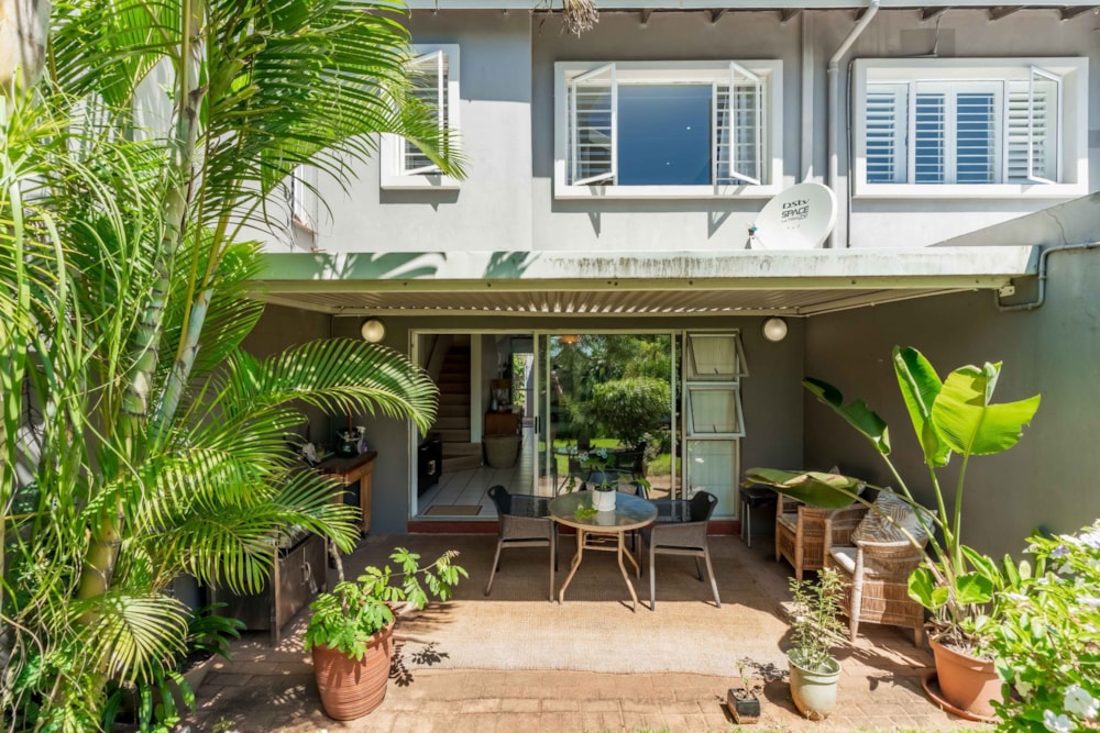 Townhouse for sale in Umdloti Beach - 1ND1732747