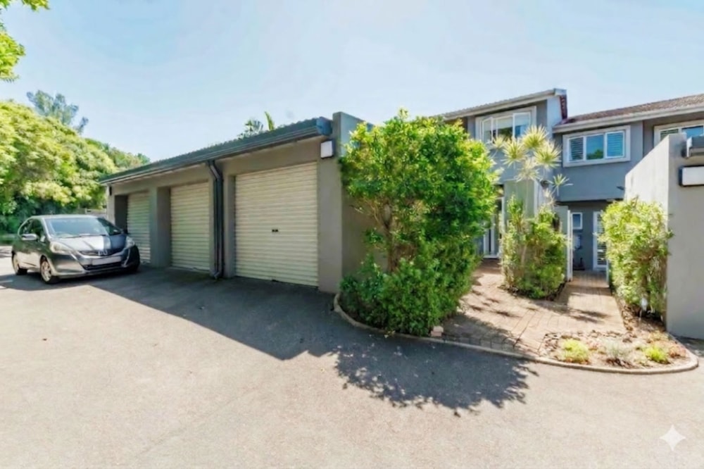 Townhouse for sale in Umdloti Beach - 1ND1732747