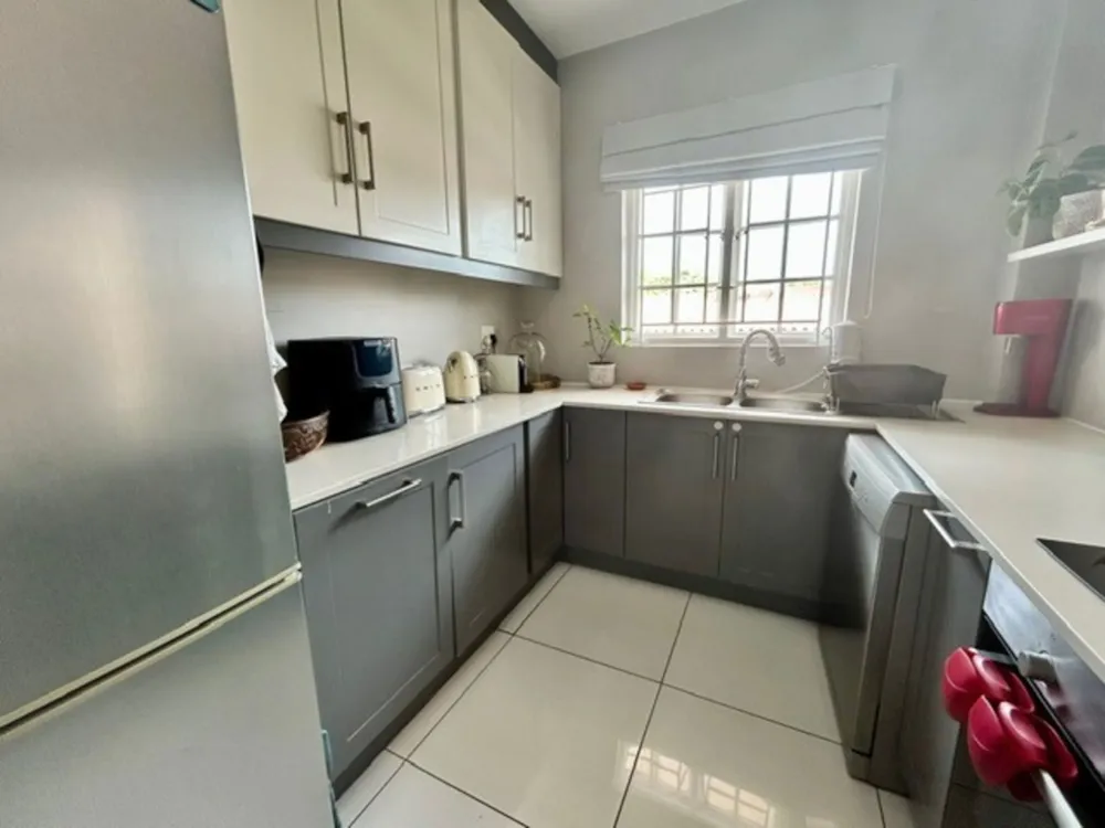 Apartment sold in Willard Beach - 1BD1732977 Apartment sold in Willard Beach - 1BD1732977