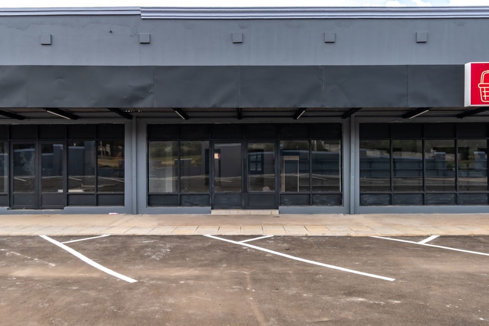 Commercial retail property to rent in Greendale, Zimbabwe - 3ZB1733135 Commercial retail property to rent in Greendale, Zimbabwe - 3ZB1733135