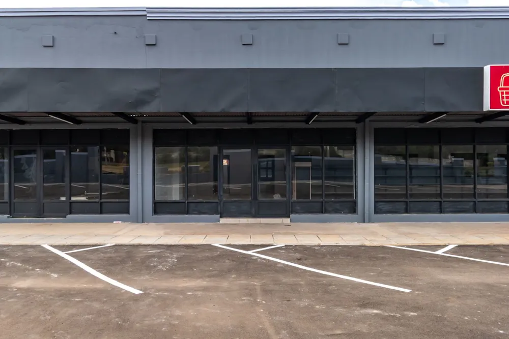 Commercial retail property to rent in Greendale, Zimbabwe - 3ZB1733135 Commercial retail property to rent in Greendale, Zimbabwe - 3ZB1733135