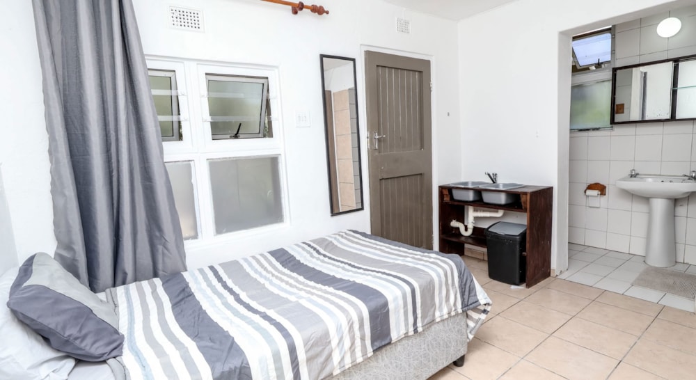 Cottage to rent in Durban North - 1ND1732815