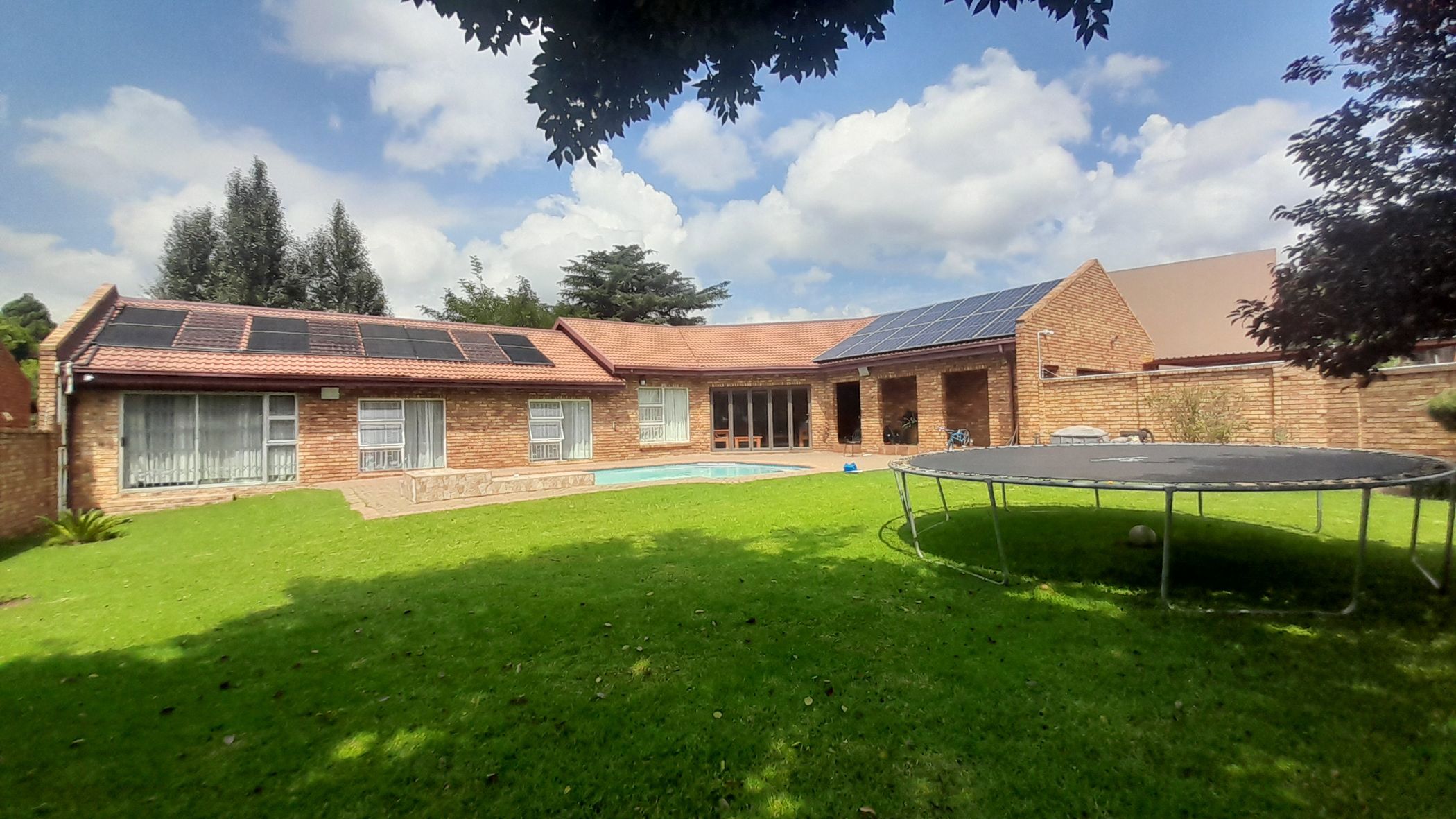 House for sale in Vanderbijlpark SE 4 - 1VT1732821