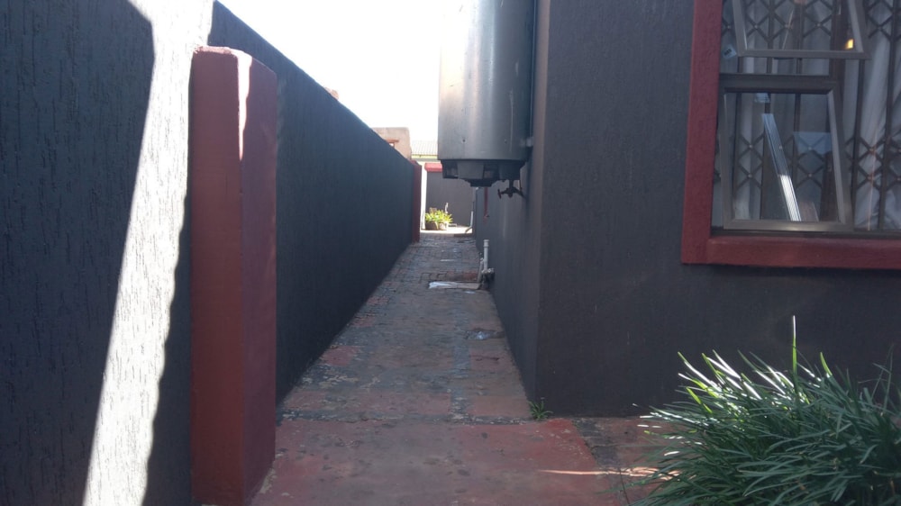 House for sale in Katlehong - BOK1732868