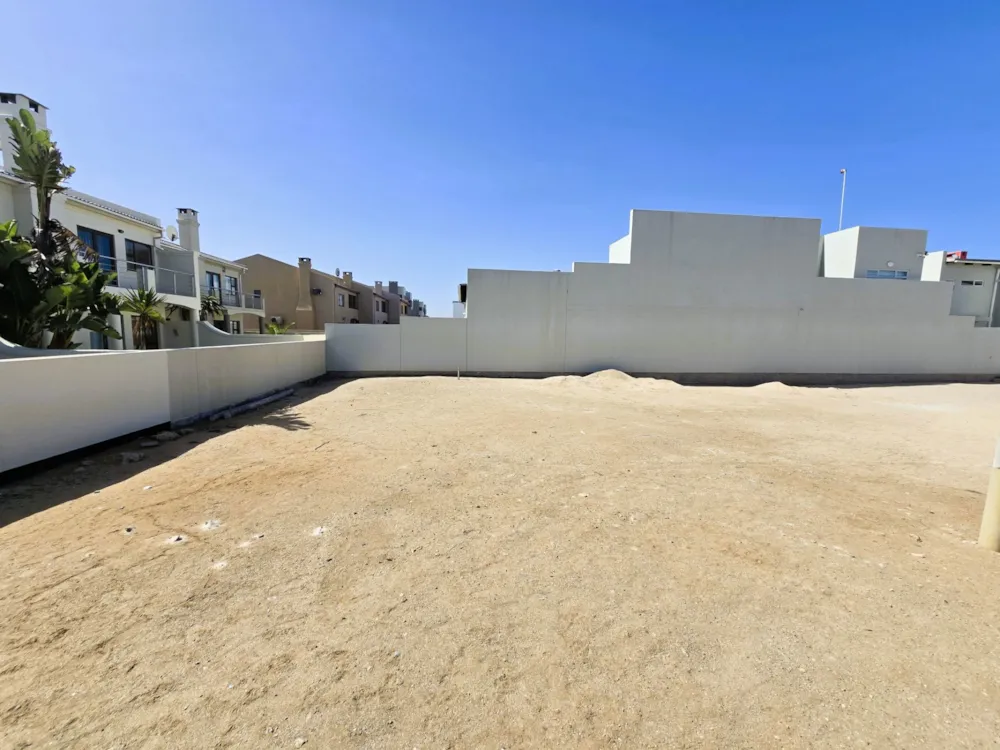 Residential vacant land sold in Mile 4, Namibia - 3NM1738016