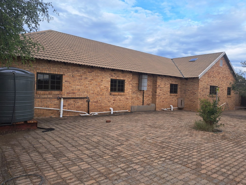 House for sale in Christiana, Free State - 1KJ1732965