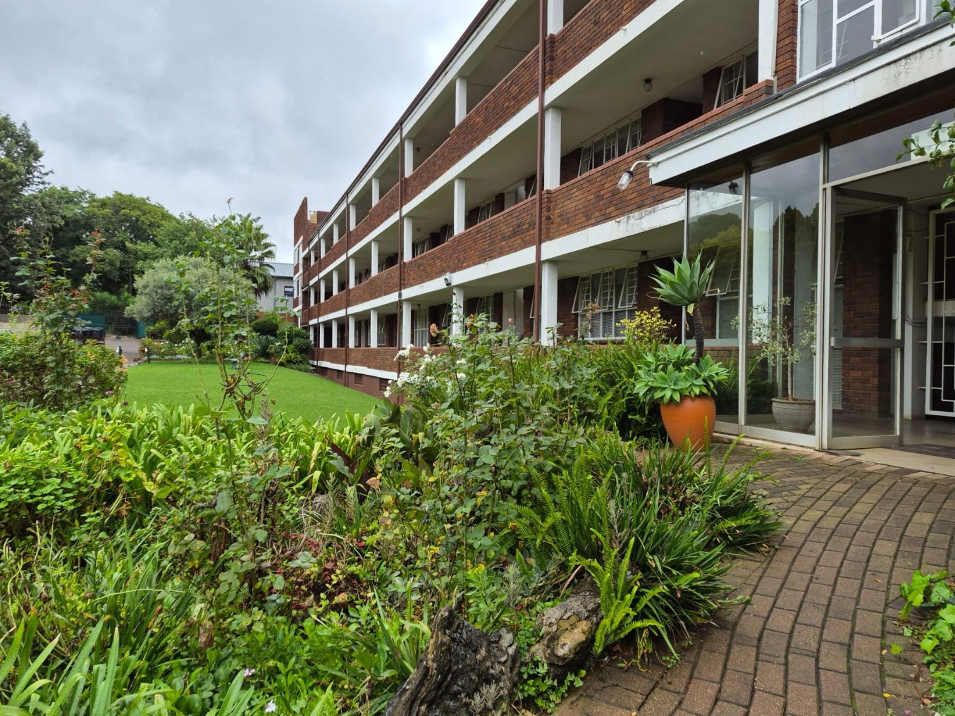 Apartment to rent in Blackheath, Randburg - RAL1732847