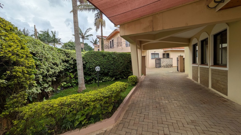 Townhouse to rent in Lavington, Kenya - 3KE1732889